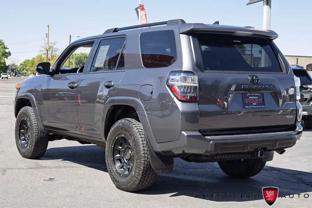 Toyota 4Runner photo 15