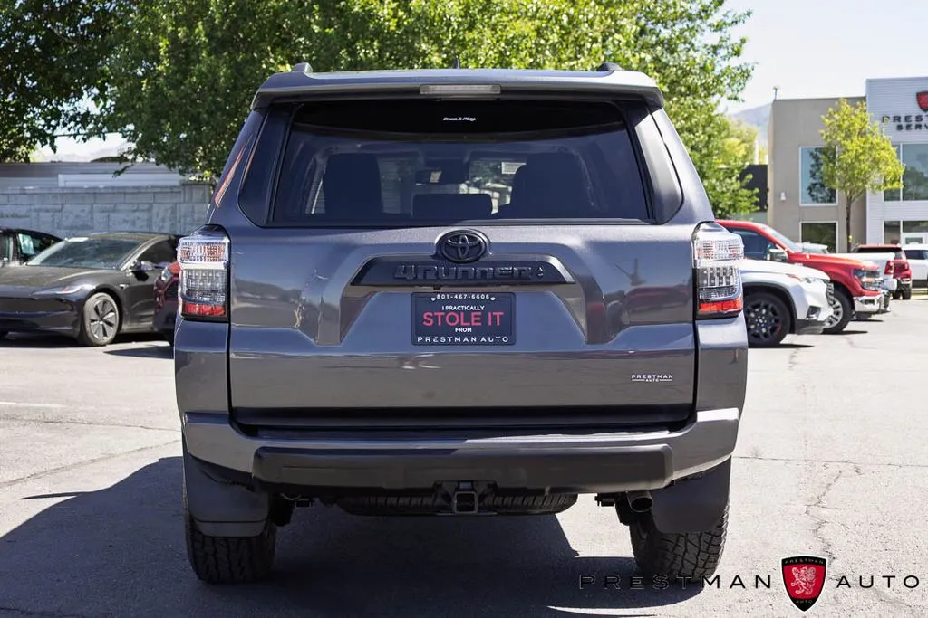 Toyota 4Runner photo 16