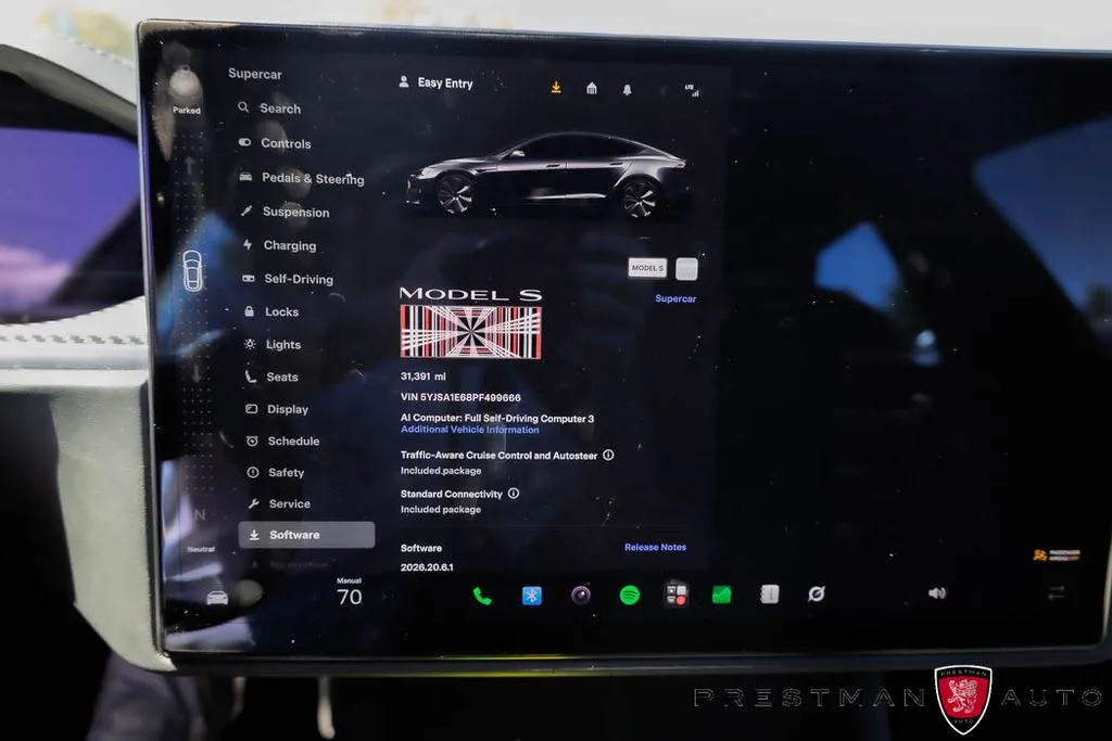 Tesla Model S photo 14