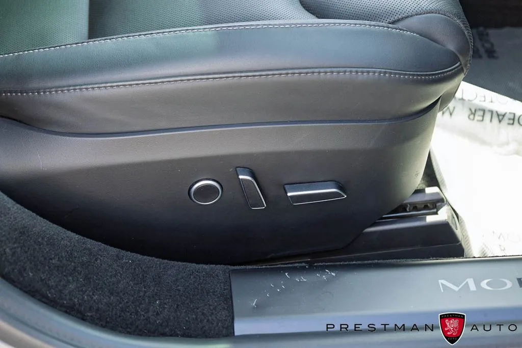 Tesla Model S photo 10