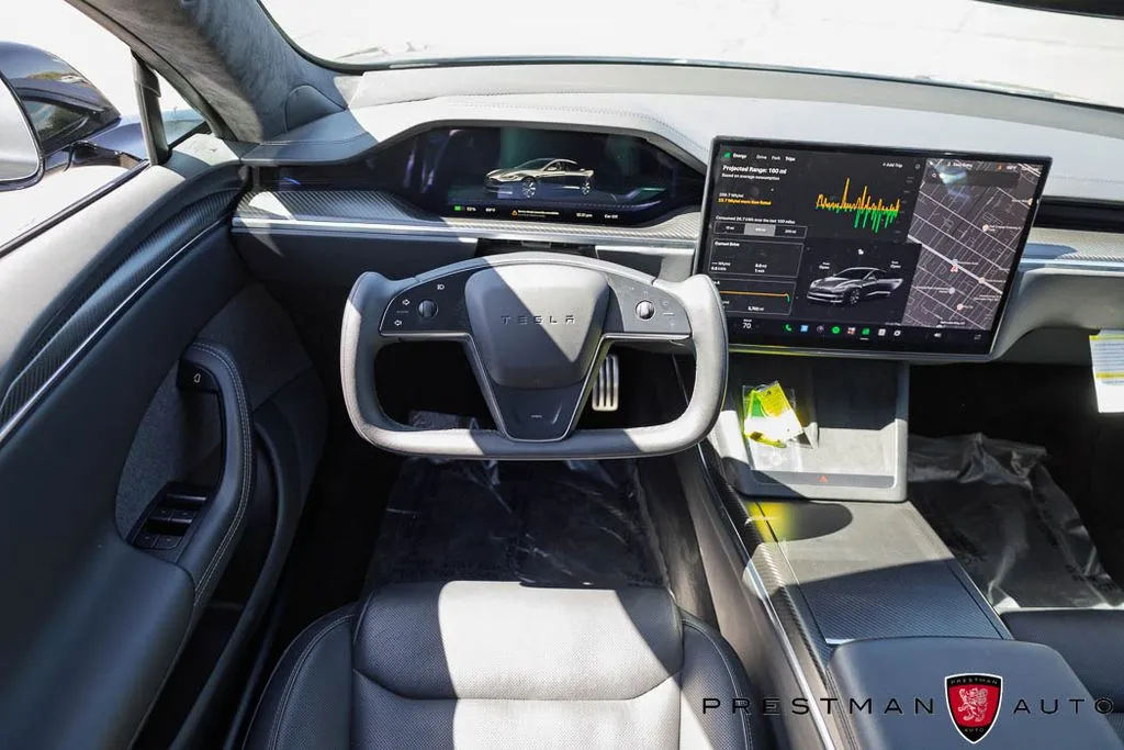 Tesla Model S photo 2