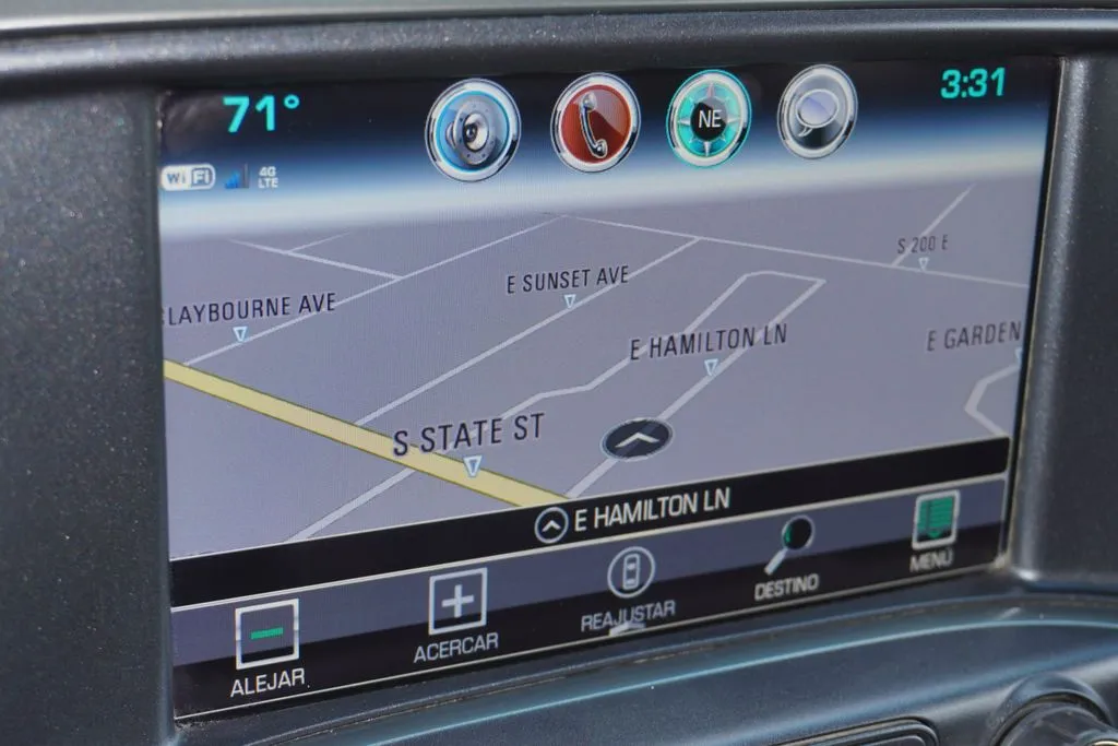 Chevrolet Silverado photo 38
