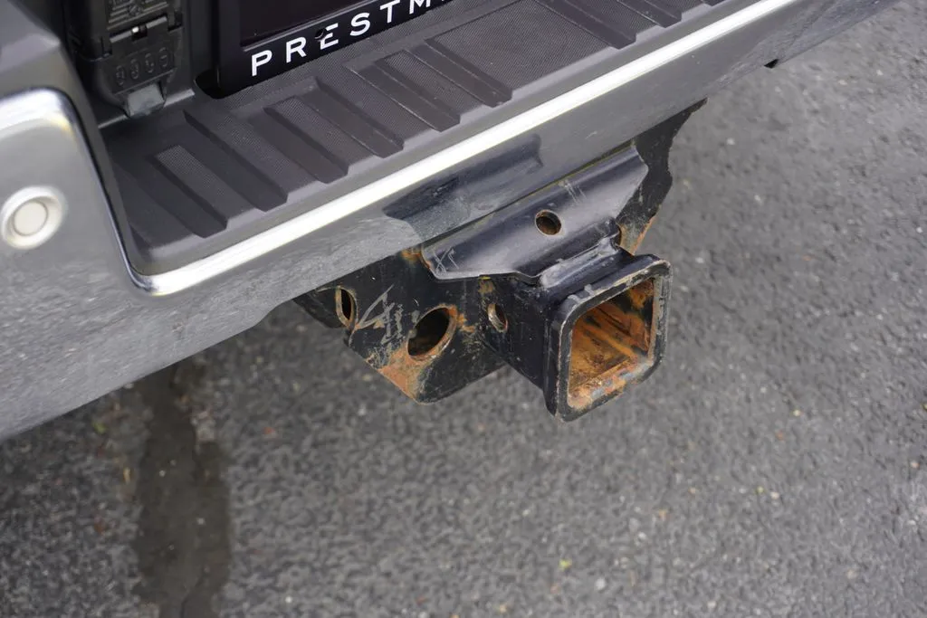 Chevrolet Silverado photo 14