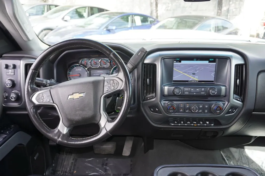 Chevrolet Silverado photo 42
