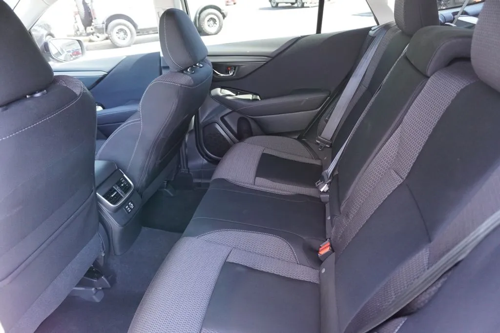 Subaru Outback photo 40