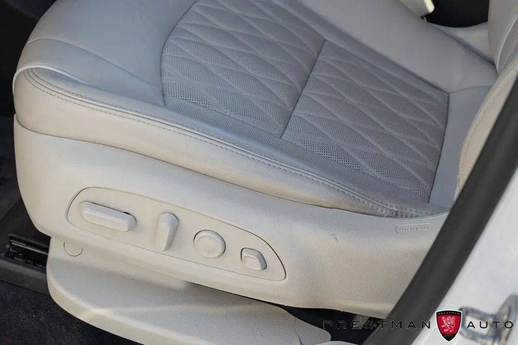 Buick Enclave photo 25