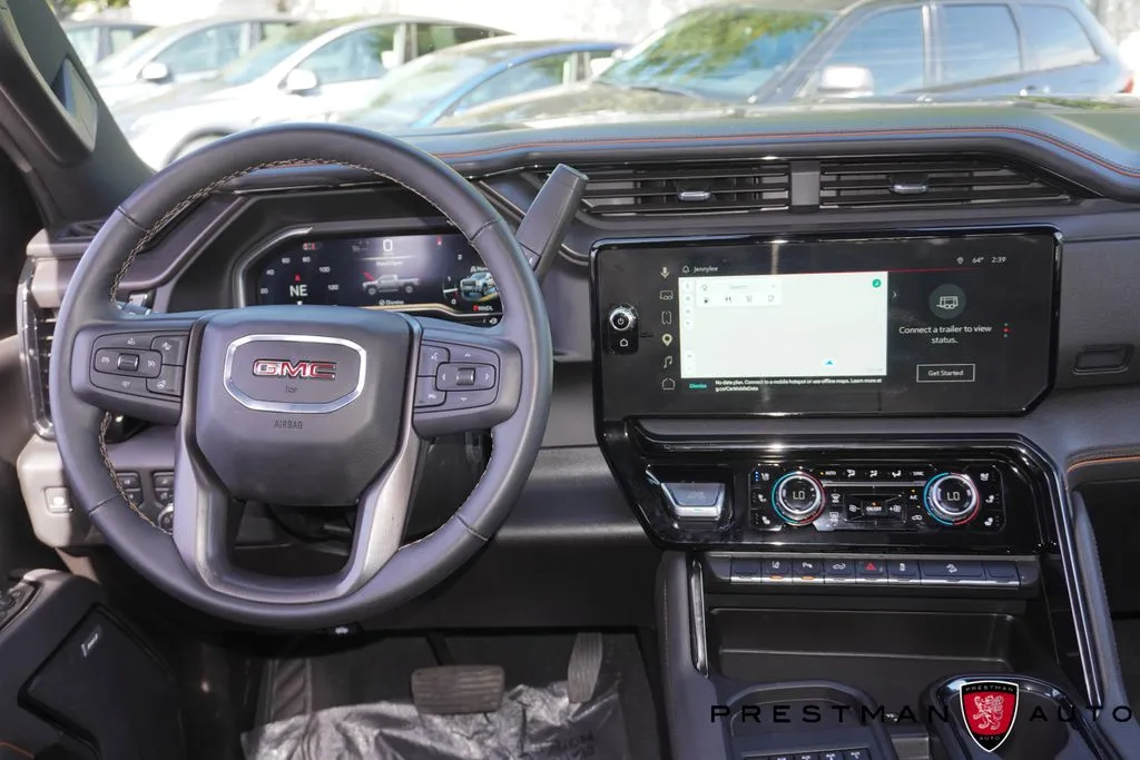 GMC Sierra photo 2