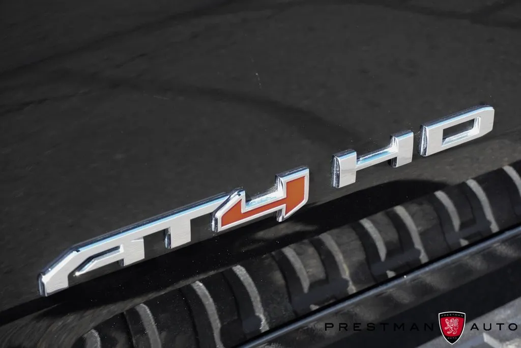 GMC Sierra photo 19