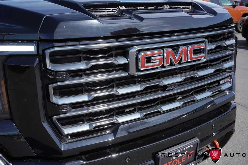 GMC Sierra photo 15