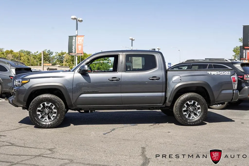 Toyota Tacoma photo 19