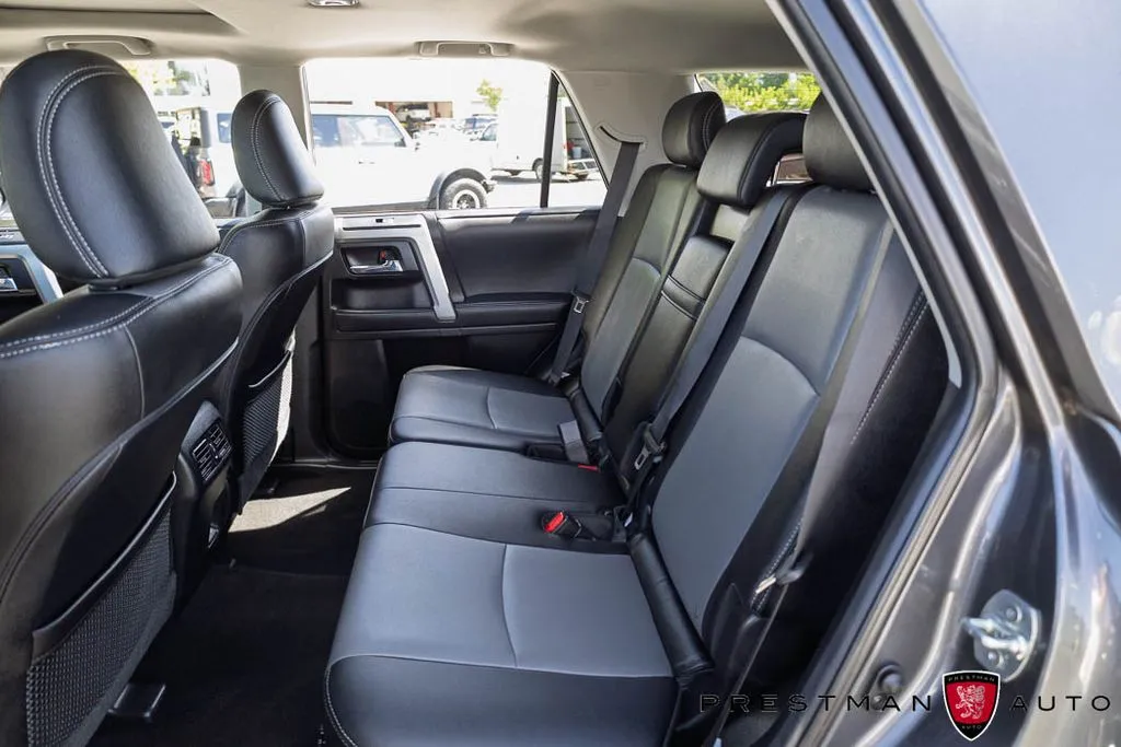Toyota 4Runner photo 43