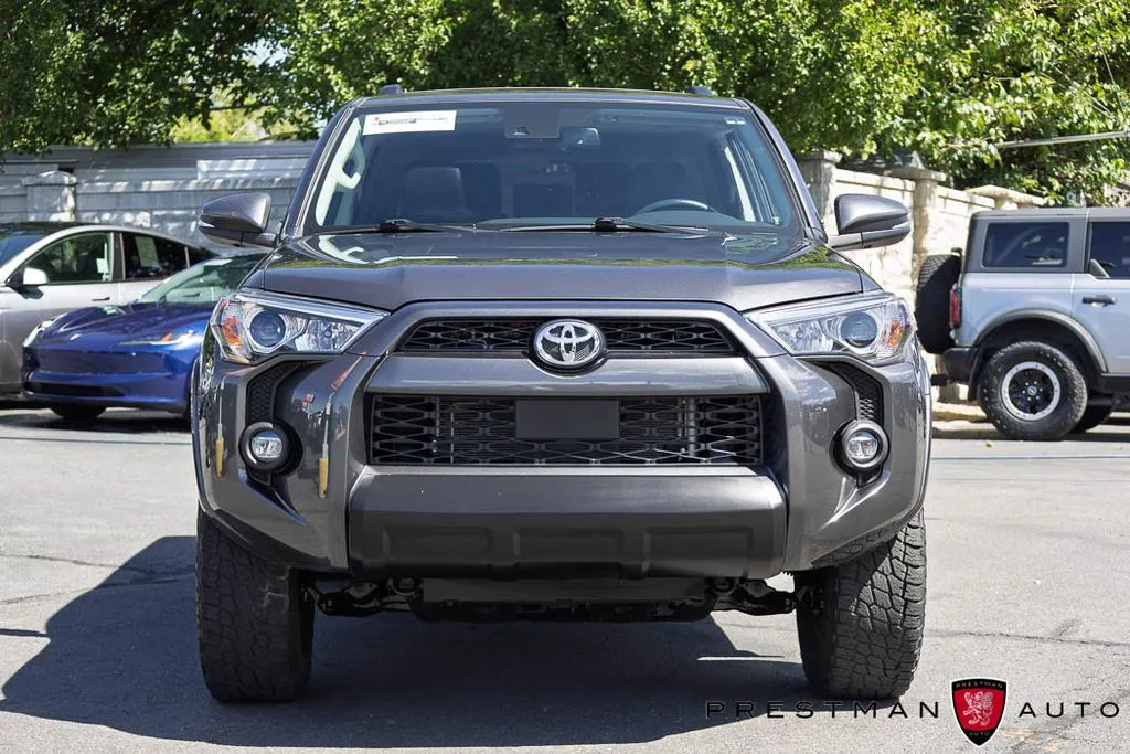 Toyota 4Runner photo 15