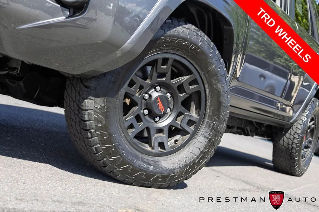 Toyota 4Runner photo 14