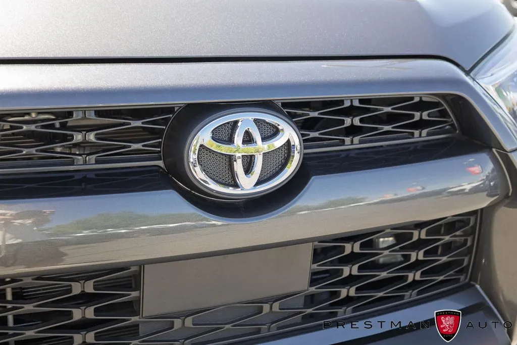 Toyota 4Runner photo 49