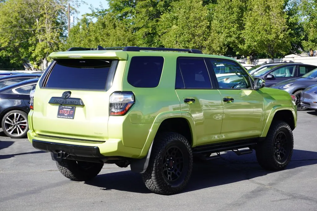 Toyota 4Runner photo 24