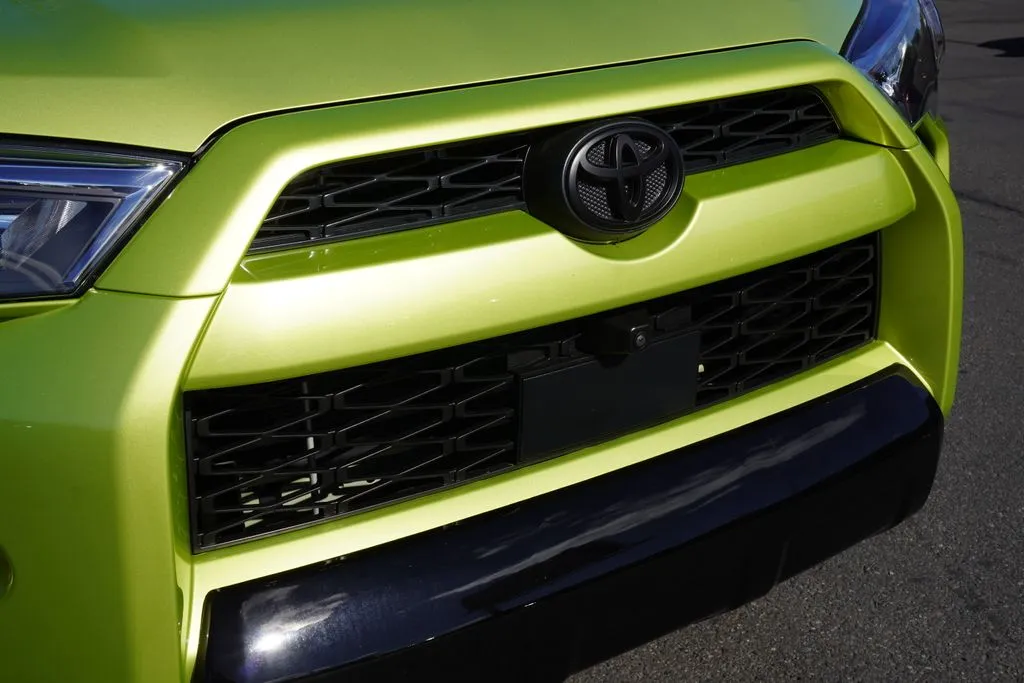 Toyota 4Runner photo 18