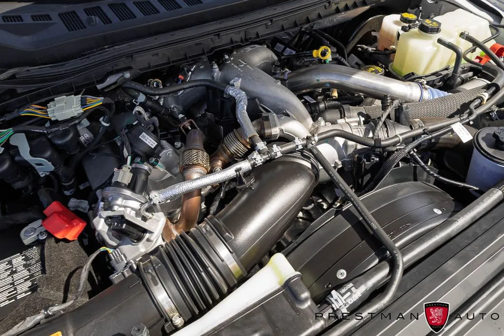 Ford F350SD photo 18