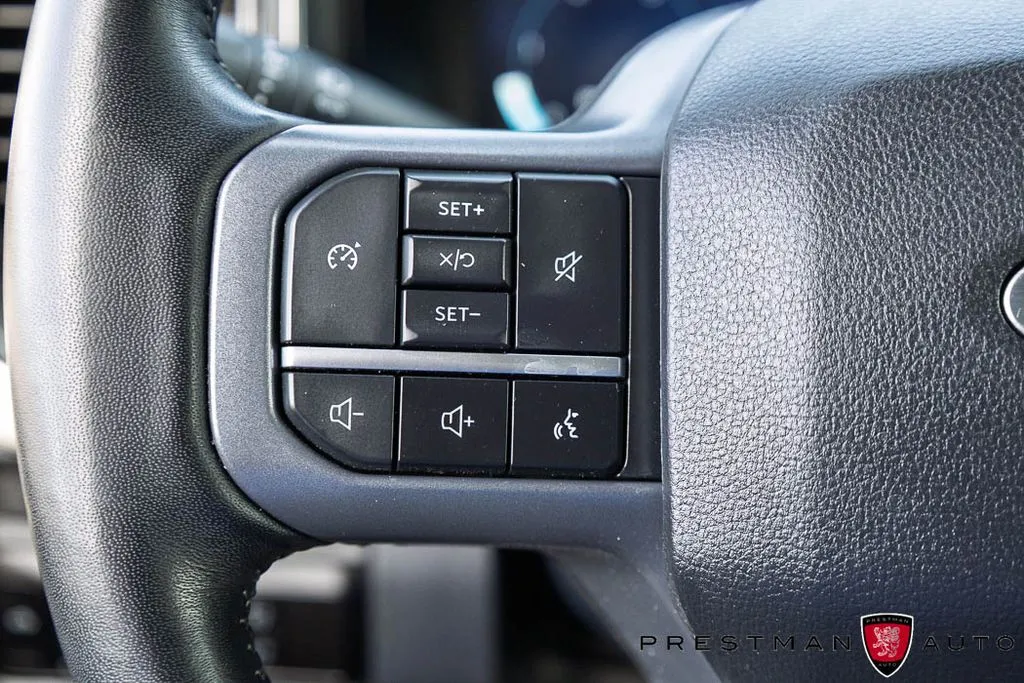 Ford F350SD photo 33