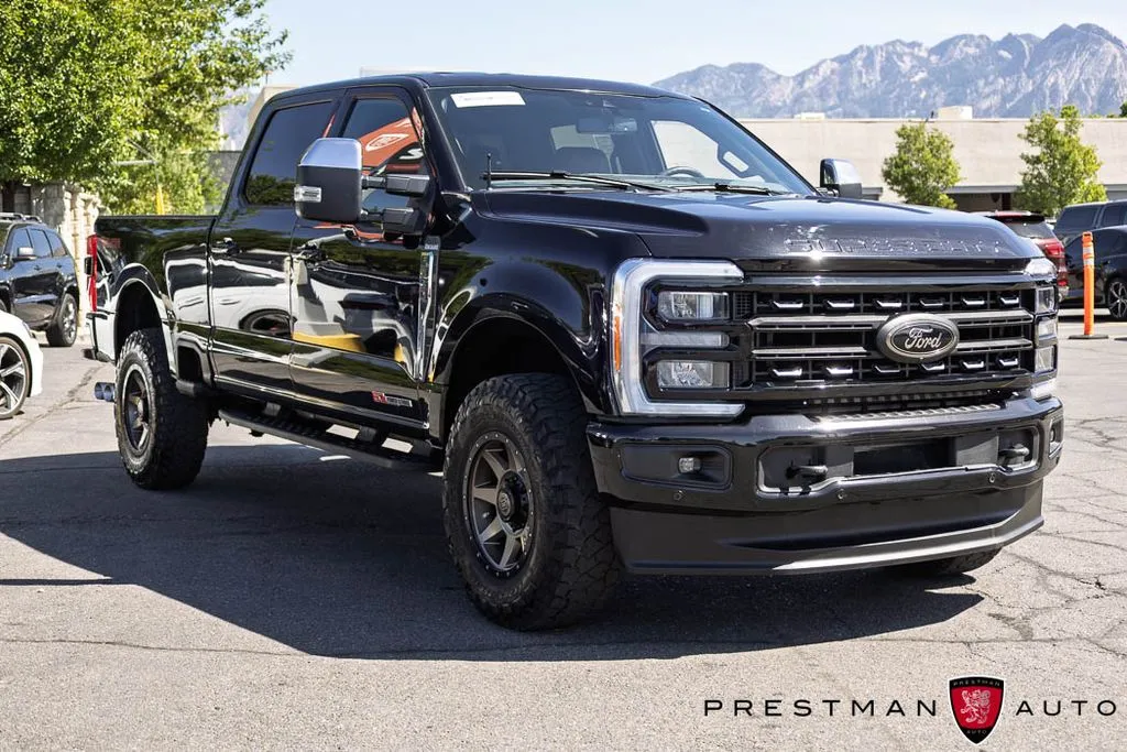 Ford F350SD photo 18