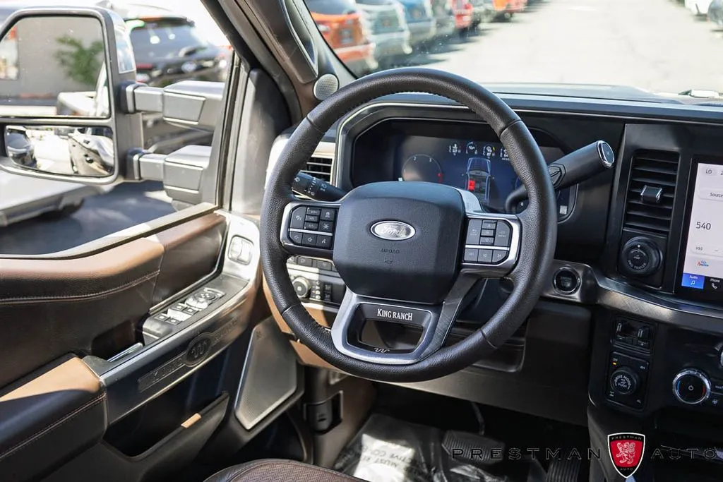Ford F350SD photo 49