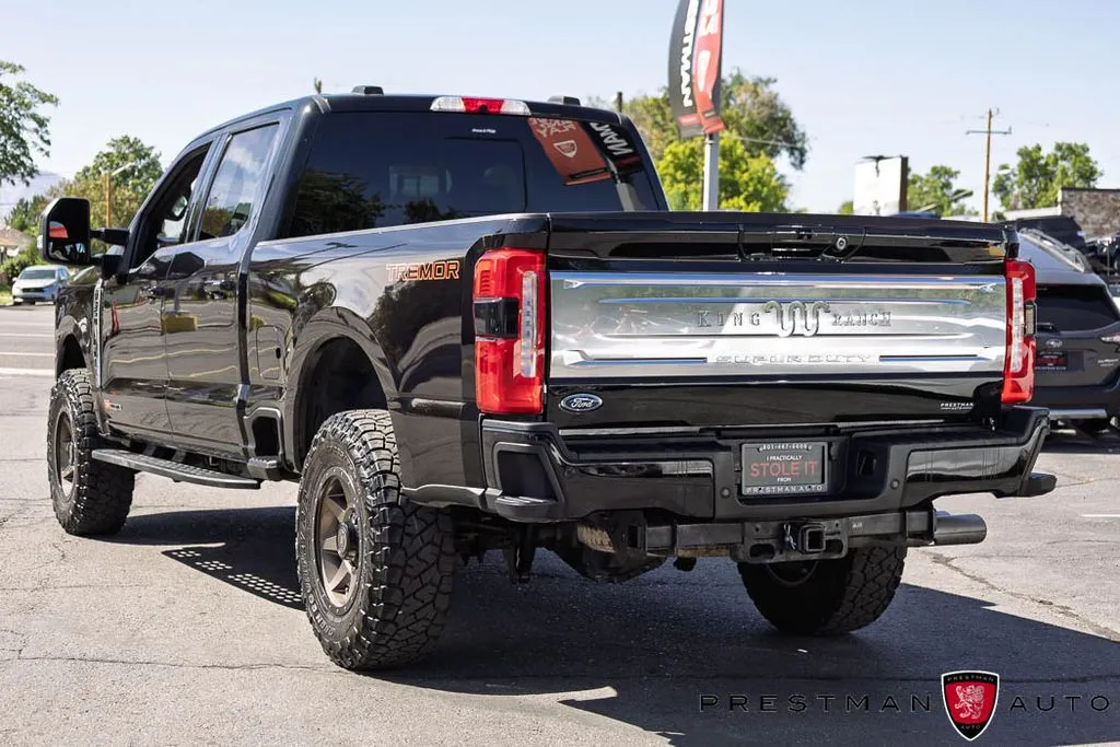 Ford F350SD photo 22