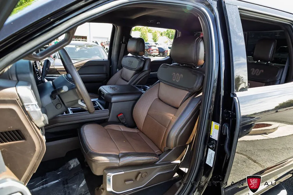 Ford F350SD photo 27