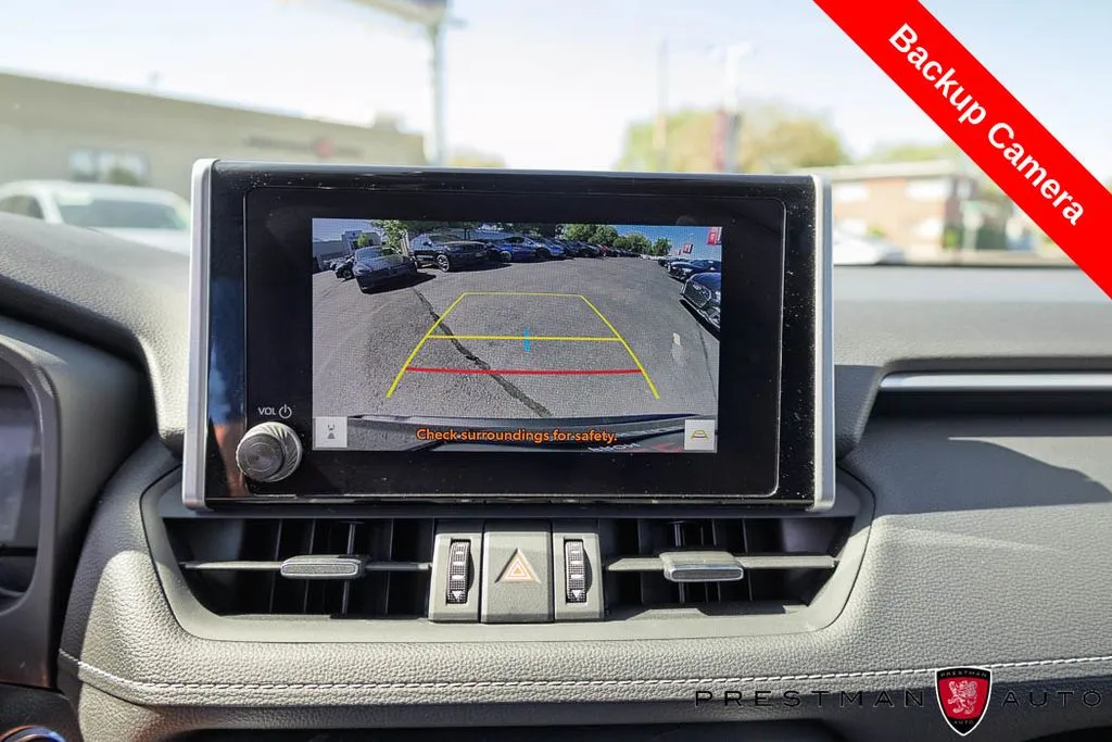 Toyota RAV4 photo 7