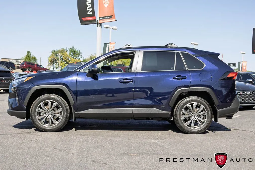 Toyota RAV4 photo 16