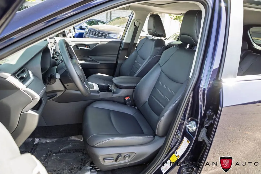 Toyota RAV4 photo 22