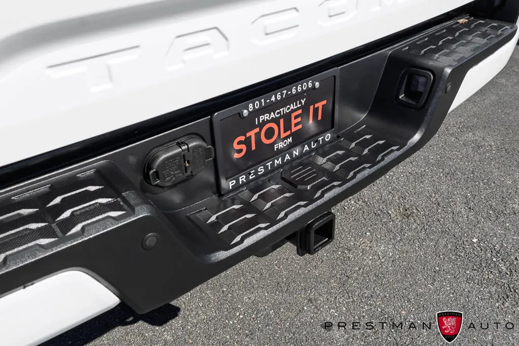 Toyota Tacoma photo 10