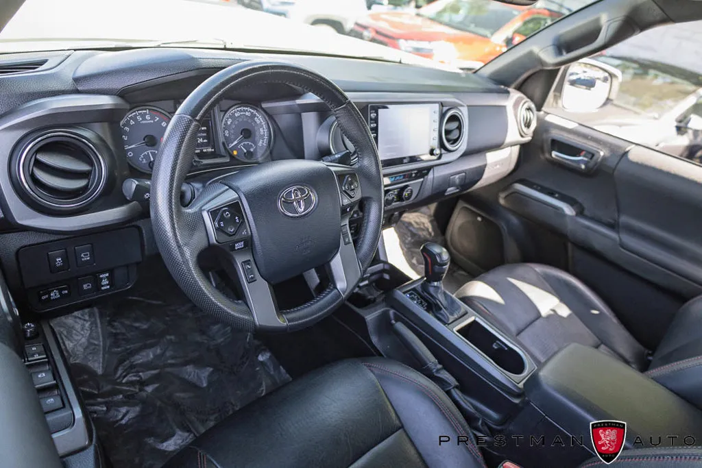 Toyota Tacoma photo 29