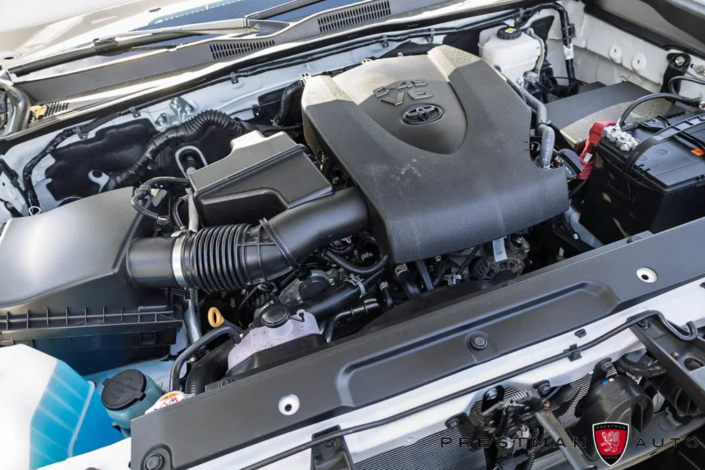 Toyota Tacoma photo 49