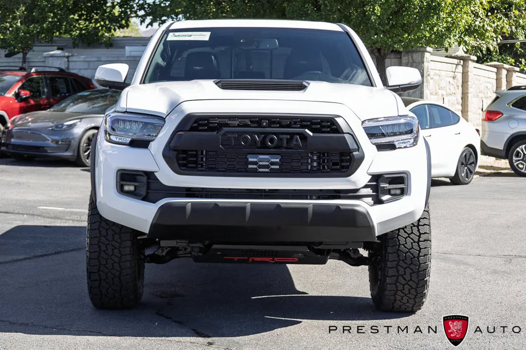 Toyota Tacoma photo 22
