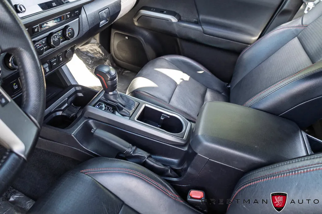 Toyota Tacoma photo 44