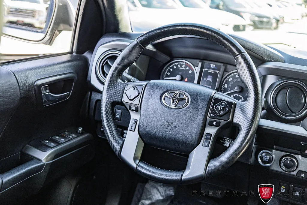 Toyota Tacoma photo 46