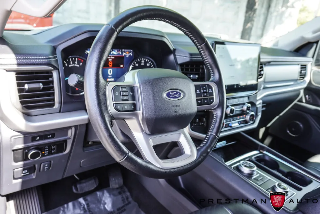 Ford Expedition photo 29
