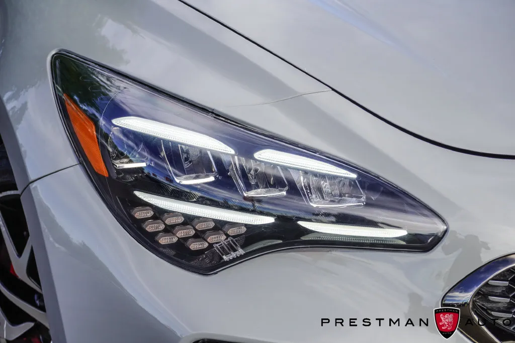Kia Stinger photo 16