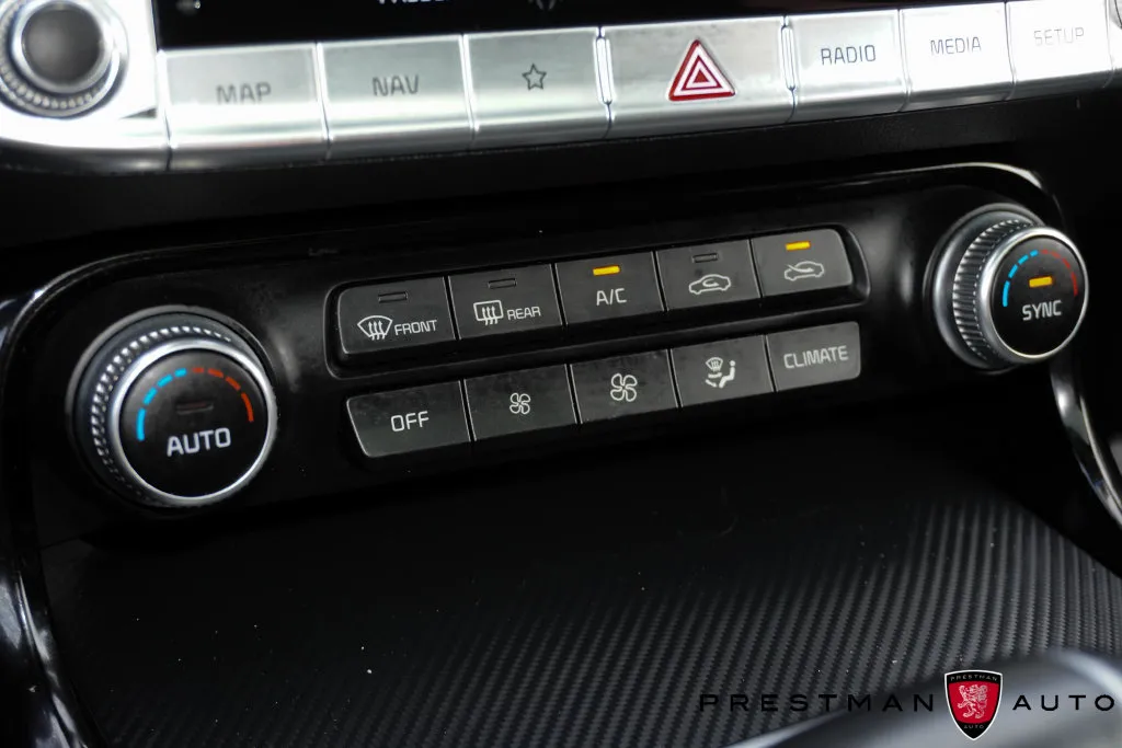 Kia Stinger photo 40