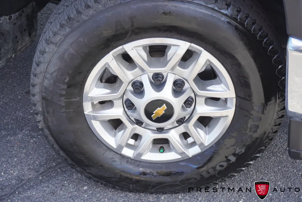 Chevrolet Silverado photo 11