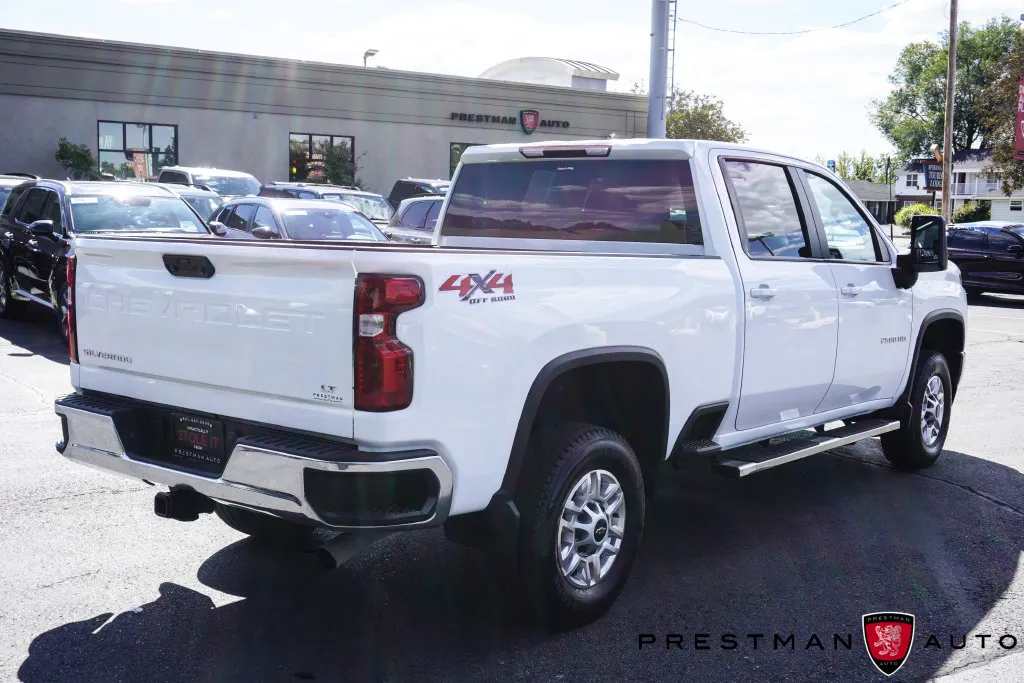 Chevrolet Silverado photo 25