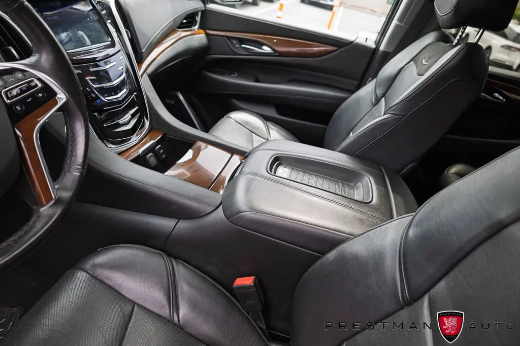 Cadillac Escalade photo 39