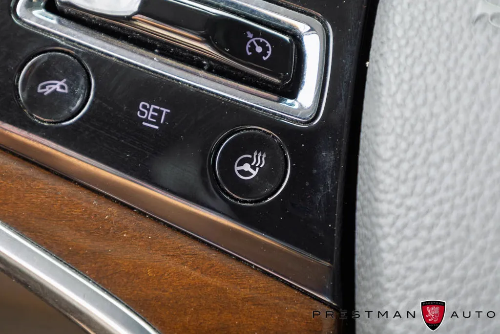 Cadillac Escalade photo 15