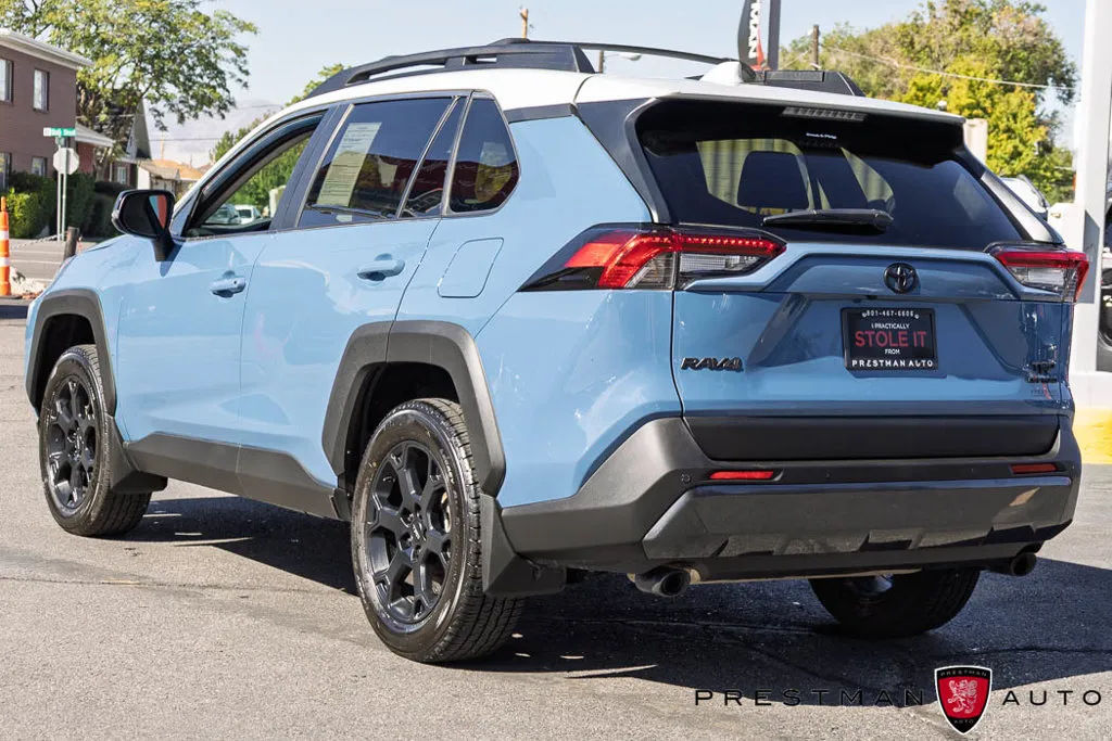 Toyota RAV4 photo 17