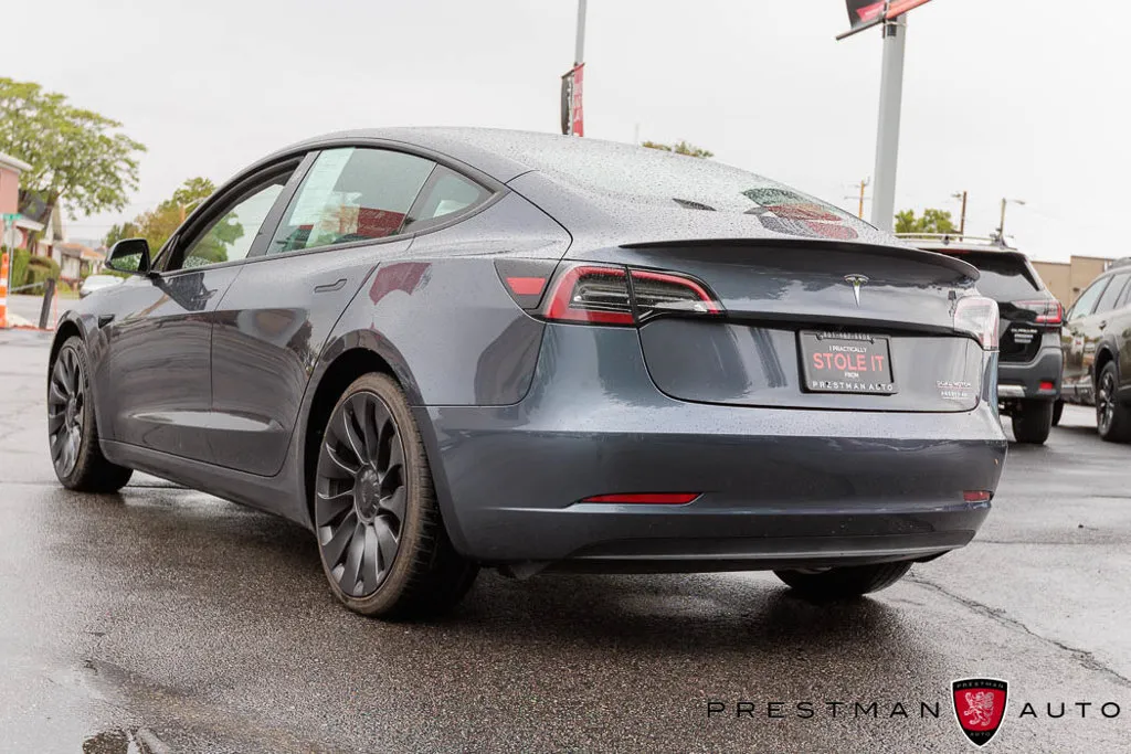 Tesla Model 3 photo 19