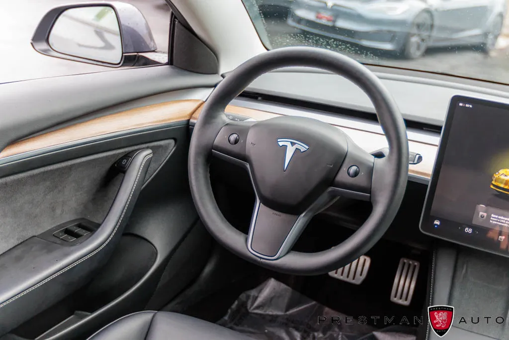 Tesla Model 3 photo 34