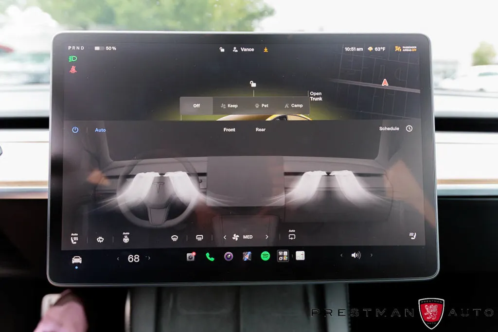 Tesla Model 3 photo 30