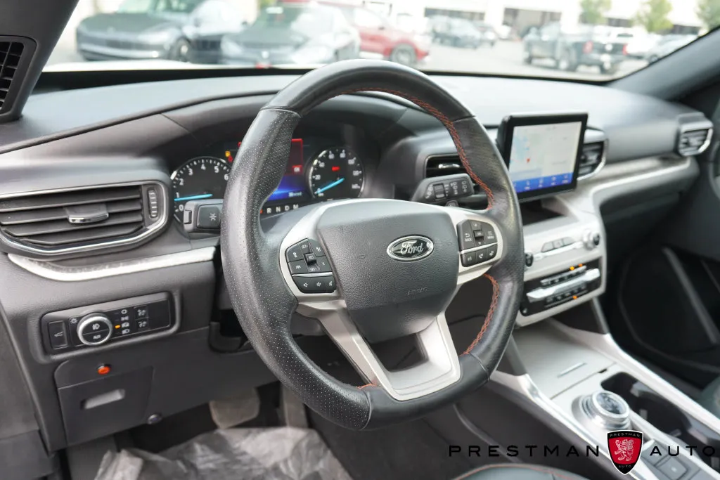 Ford Explorer photo 29