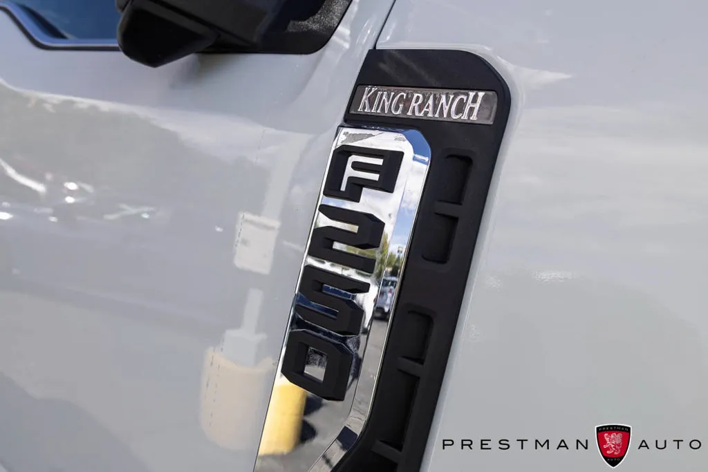 Ford F-250SD photo 17
