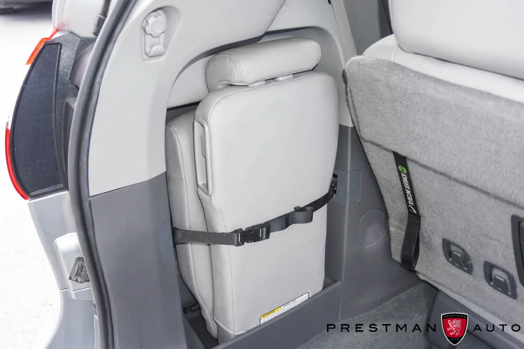 Toyota Sienna photo 41