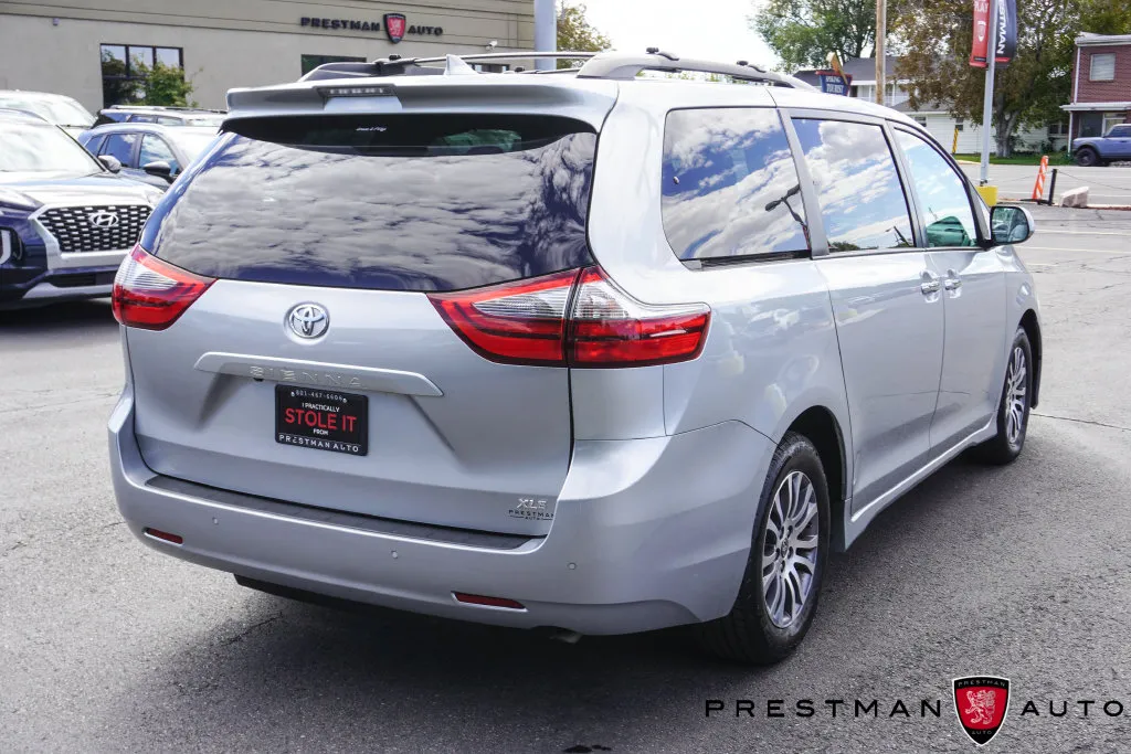 Toyota Sienna photo 20